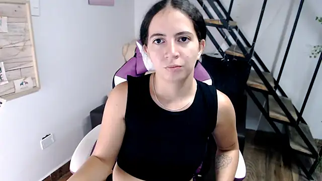 samantha baby  online show from 11-20-25, 05:02