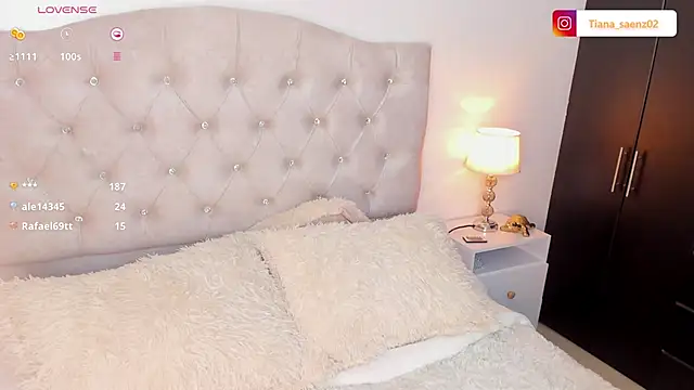 Tiana saenz online show from 03-07-25, 02:36