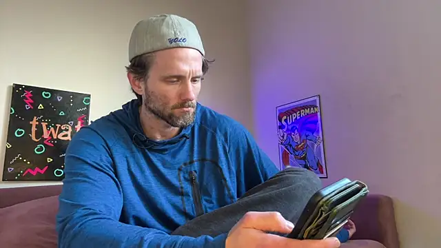 Snapshot of alexmannd chatting on 02-12-26, 05:56 alexmannd online show from 02-12-26, 05:56