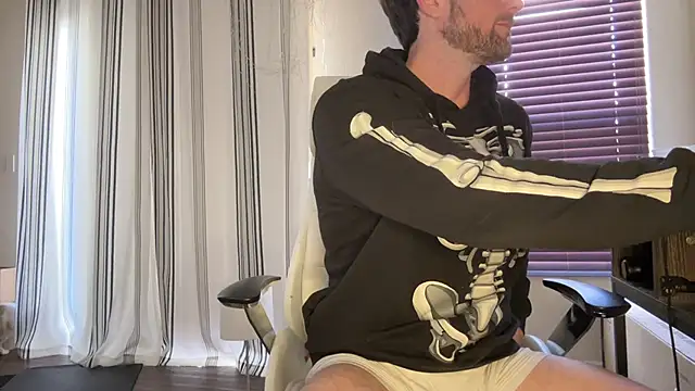 Snapshot of alexmannd chatting on 02-26-26, 08:31 alexmannd online show from 02-26-26, 08:31