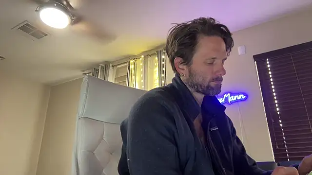 alexmannd online show from 10-31-25, 04:47