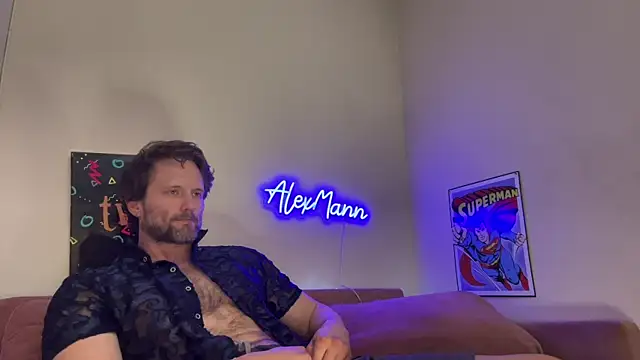 Snapshot of alexmannd chatting on 05-10-26, 08:11 alexmannd online show from 05-10-26, 08:11