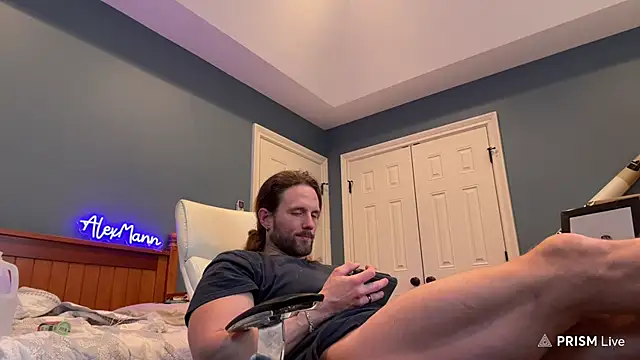 Snapshot of alexmannd chatting on 02-23-25, 05:29 alexmannd online show from 02-23-25, 05:29