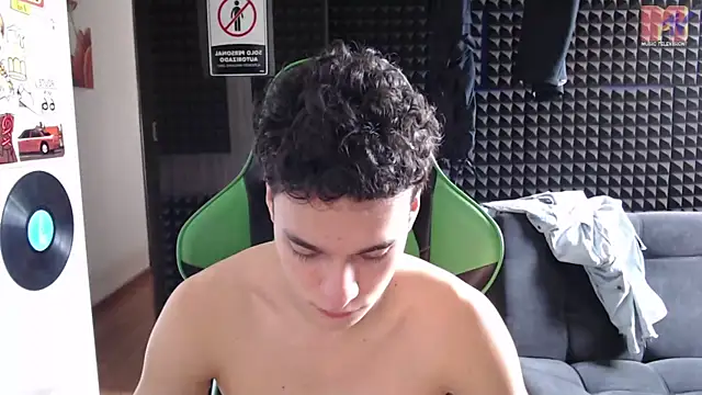 Curly Angel24 online show from 12-15-25, 04:02