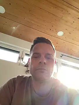 Danii0790 online show from 12-22-25, 10:15