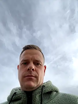 Danii0790 online show from 11-01-25, 09:47