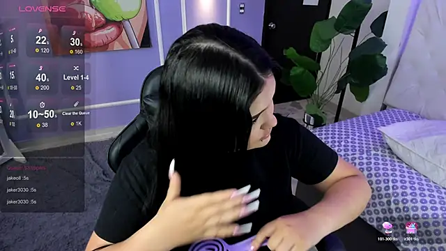 martinasaez online show from 11-29-25, 08:42