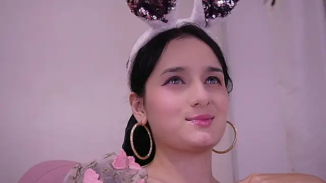 Sisirojas online show from 01-18-26, 02:04