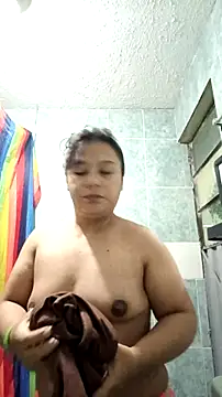 Snapshot of Charis_21 chatting on 11-17-25, 10:41 Charis 21 online show from 11-17-25, 10:41