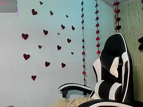 Charis 21 online show from 02-17-26, 08:06