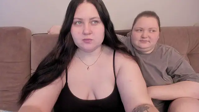 Snapshot of ihaveasecret_ chatting on 09-10-25, 03:38 ihaveasecret online show from 09-10-25, 03:38