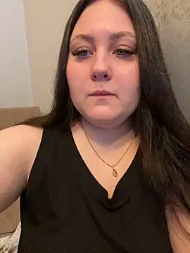 Snapshot of ihaveasecret_ chatting on 10-08-25, 01:45 ihaveasecret online show from 10-08-25, 01:45