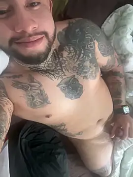 Snapshot of turellenito chatting on 03-27-26, 04:30 turellenito online show from 03-27-26, 04:30