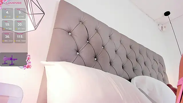 Victoriaxx  online show from 02-05-25, 02:19