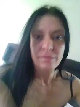 Snapshot of michelle105 chatting on 06-08-26, 01:55 michelle105 online show from 06-08-26, 01:55
