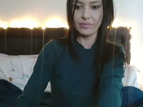 Snapshot of michelle105 chatting on 05-27-26, 01:57 michelle105 online show from 05-27-26, 01:57