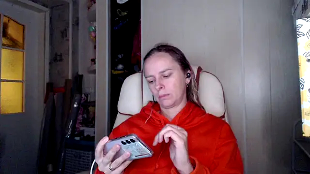 Snapshot of las_sweet chatting on 11-11-25, 10:32 las sweet online show from 11-11-25, 10:32