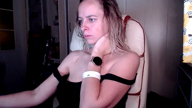 Snapshot of las_sweet chatting on 11-13-25, 11:25 las sweet online show from 11-13-25, 11:25