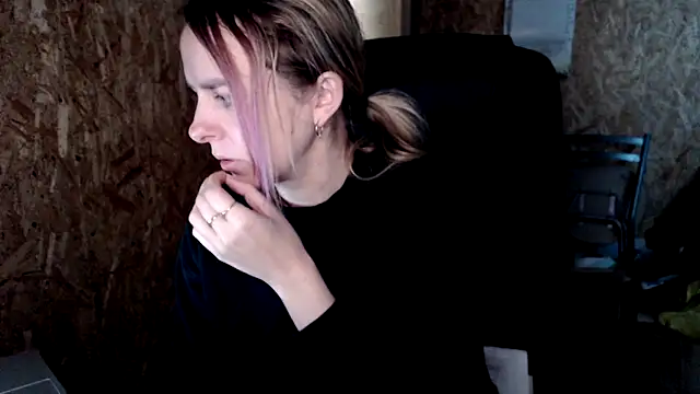 Snapshot of las_sweet chatting on 12-22-25, 10:26 las sweet online show from 12-22-25, 10:26