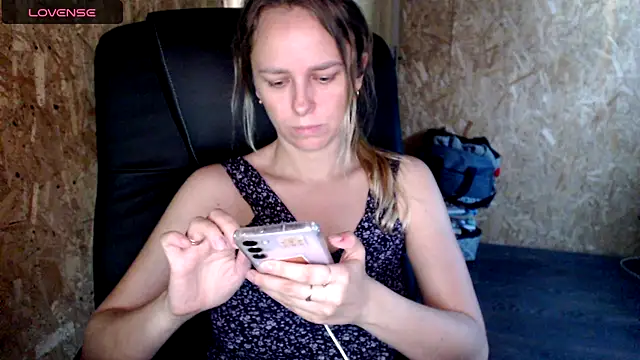 Snapshot of las_sweet chatting on 07-11-26, 02:06 las sweet online show from 07-11-26, 02:06