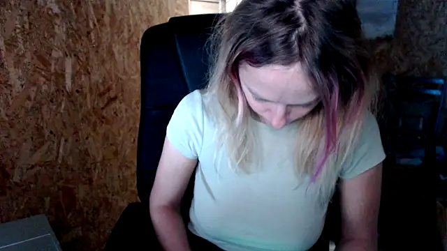 Snapshot of las_sweet chatting on 12-17-25, 10:20 las sweet online show from 12-17-25, 10:20