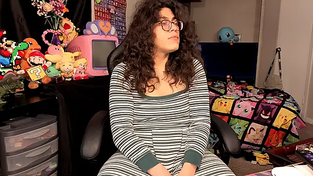 ShinyCherub online show from 11-04-25, 01:20