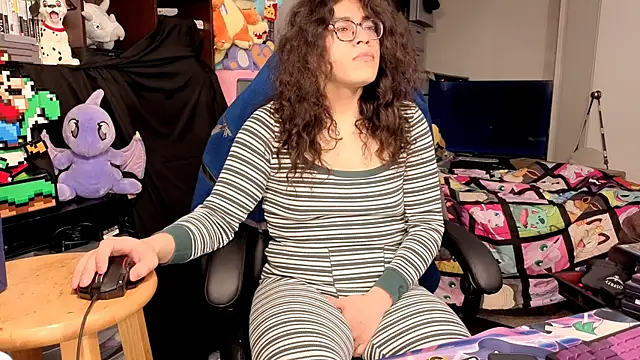 ShinyCherub online show from 12-23-25, 02:00