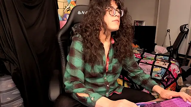 ShinyCherub online show from 11-24-25, 11:27