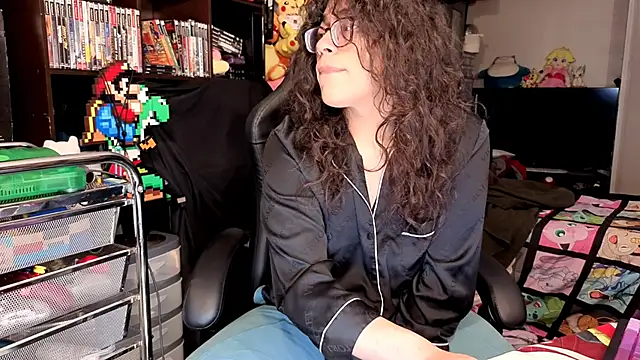 ShinyCherub online show from 04-18-26, 07:07