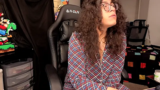 ShinyCherub online show from 11-14-25, 03:54