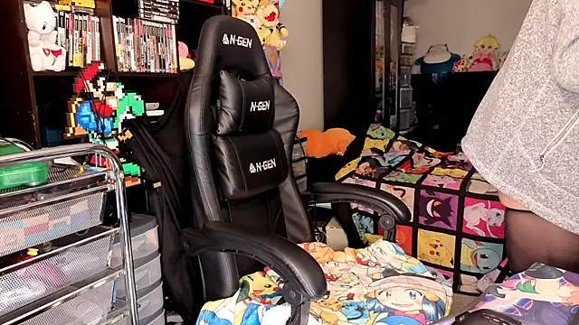 ShinyCherub online show from 04-09-26, 01:18