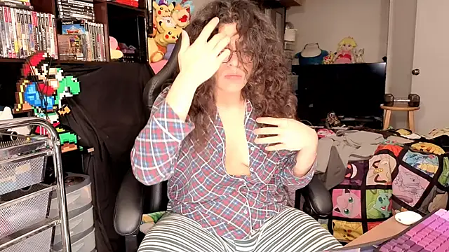 ShinyCherub online show from 04-12-26, 11:41