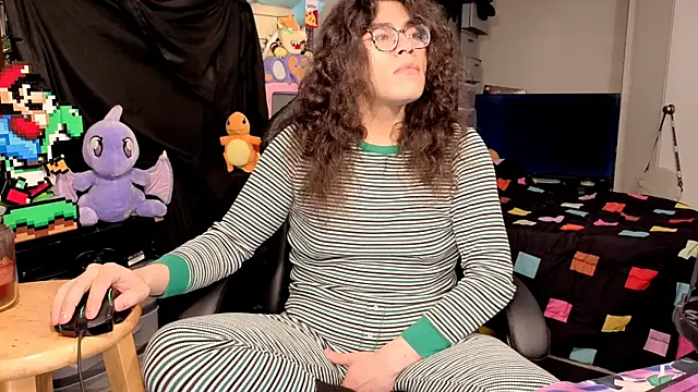 ShinyCherub online show from 12-15-25, 03:34