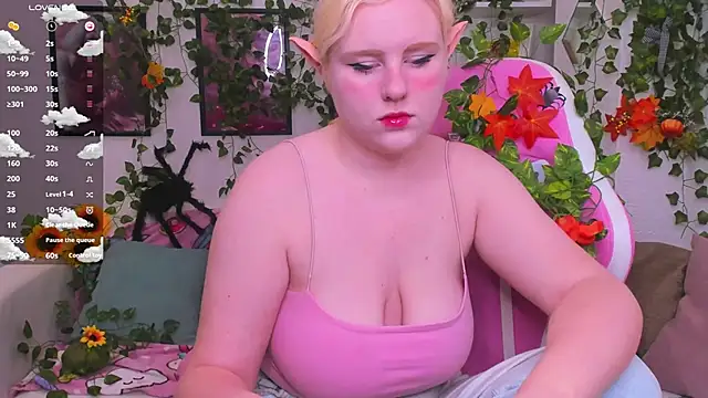 art lovee online show from 10-28-25, 02:23