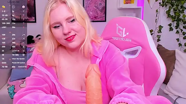 art lovee online show from 09-27-25, 01:23