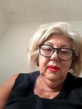 Merilulla online show from 10-27-25, 02:18