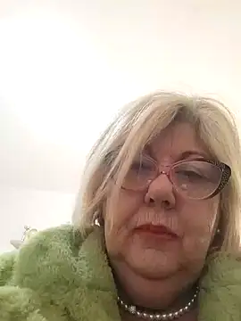 Snapshot of Merilulla chatting on 03-04-25, 02:53 Merilulla online show from 03-04-25, 02:53
