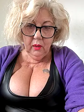 Merilulla online show from 10-28-25, 11:53