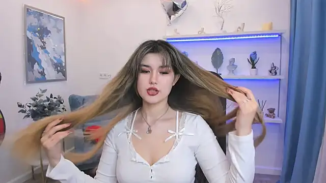 Snapshot of AnneTLi chatting on 05-09-26, 03:21 AnneTLi online show from 05-09-26, 03:21