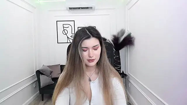 Snapshot of AnneTLi chatting on 09-25-25, 03:23 AnneTLi online show from 09-25-25, 03:23