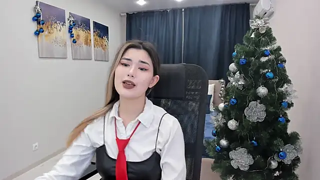 Snapshot of AnneTLi chatting on 12-24-24, 06:44 AnneTLi online show from 12-24-24, 06:44
