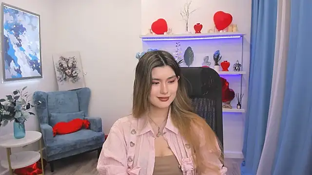 AnneTLi online show from 02-12-26, 03:17