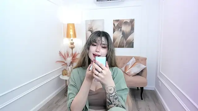Snapshot of AnneTLi chatting on 05-26-26, 03:15 AnneTLi online show from 05-26-26, 03:15