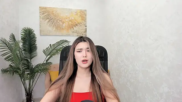 Snapshot of AnneTLi chatting on 12-03-24, 10:12 AnneTLi online show from 12-03-24, 10:12