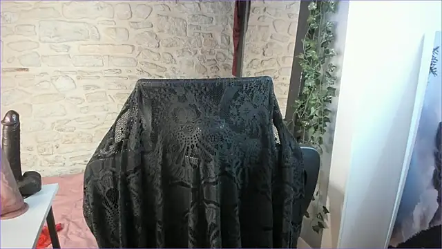 Snapshot of Mayala__ chatting on 11-01-25, 04:34 Mayala online show from 11-01-25, 04:34