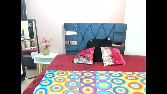KatteMilf online show from 05-18-26, 01:27