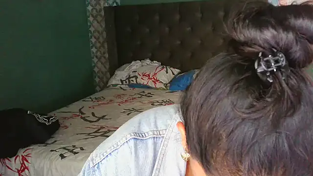 almaswan1 online show from 10-14-25, 03:34