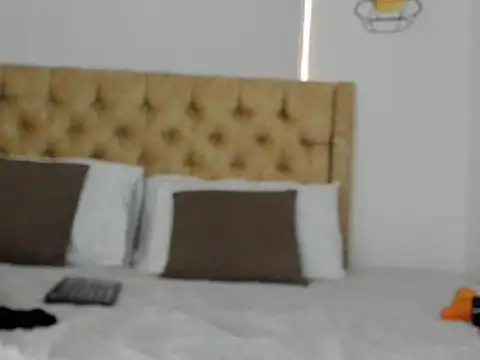 KeryHillson online show from 09-27-25, 12:11