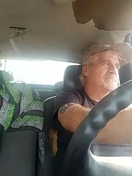 TTolbert online show from 11-03-25, 04:32