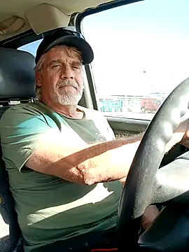 TTolbert online show from 01-08-25, 06:31